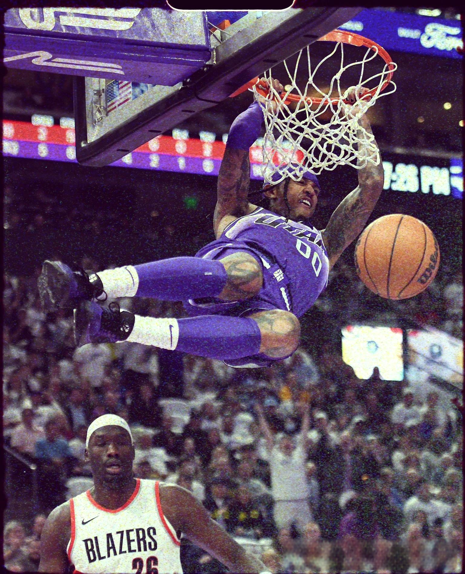 爵士险胜欧文，连续三场30+关键表现点燃全场！